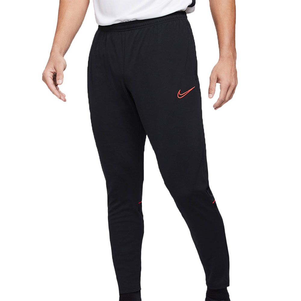 Jogging nike hotsell noir pas cher